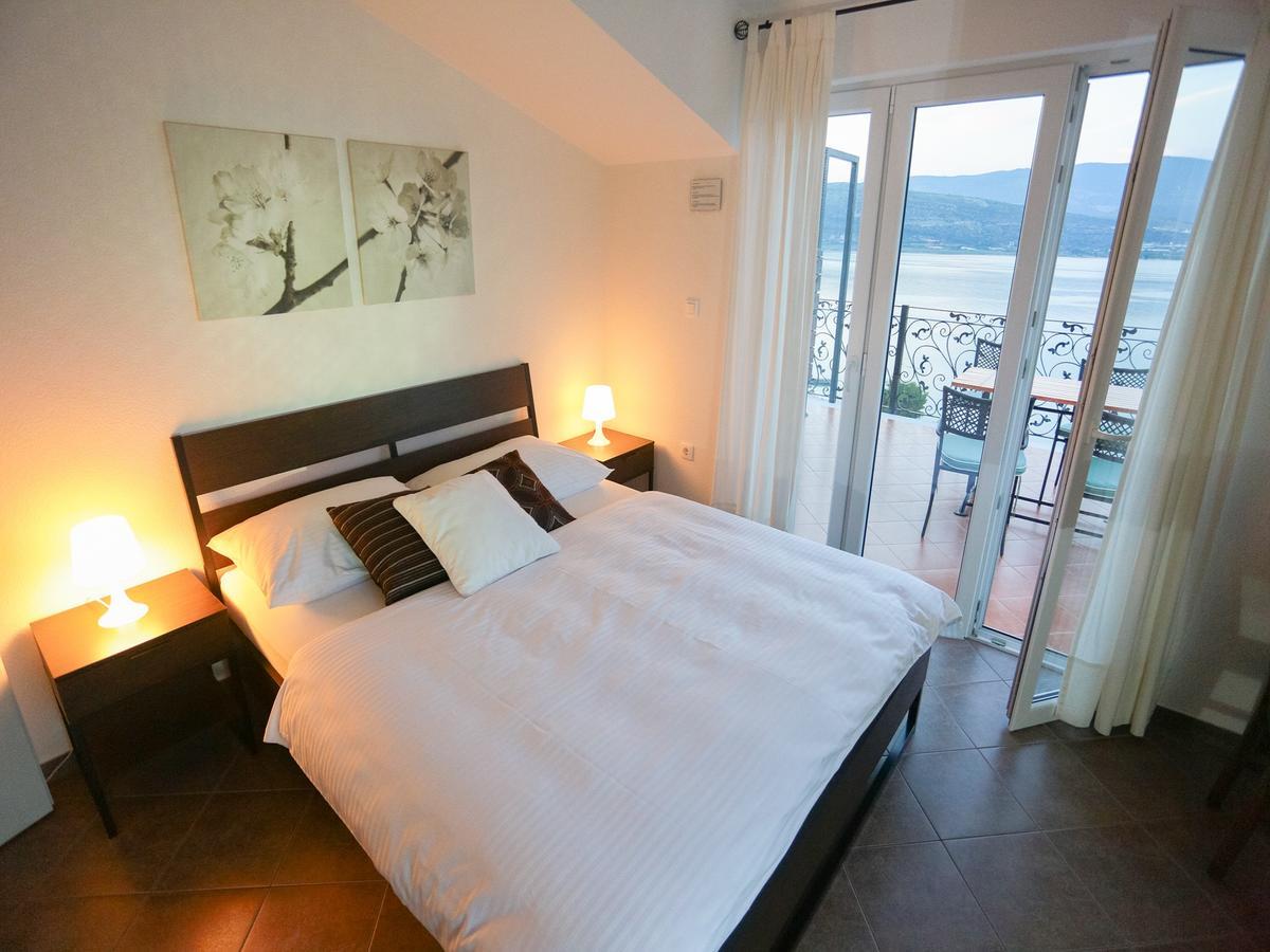 Apartment Nanito Trogir Bagian luar foto