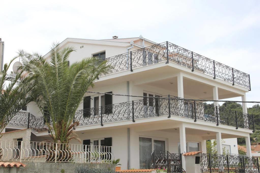 Apartment Nanito Trogir Bagian luar foto